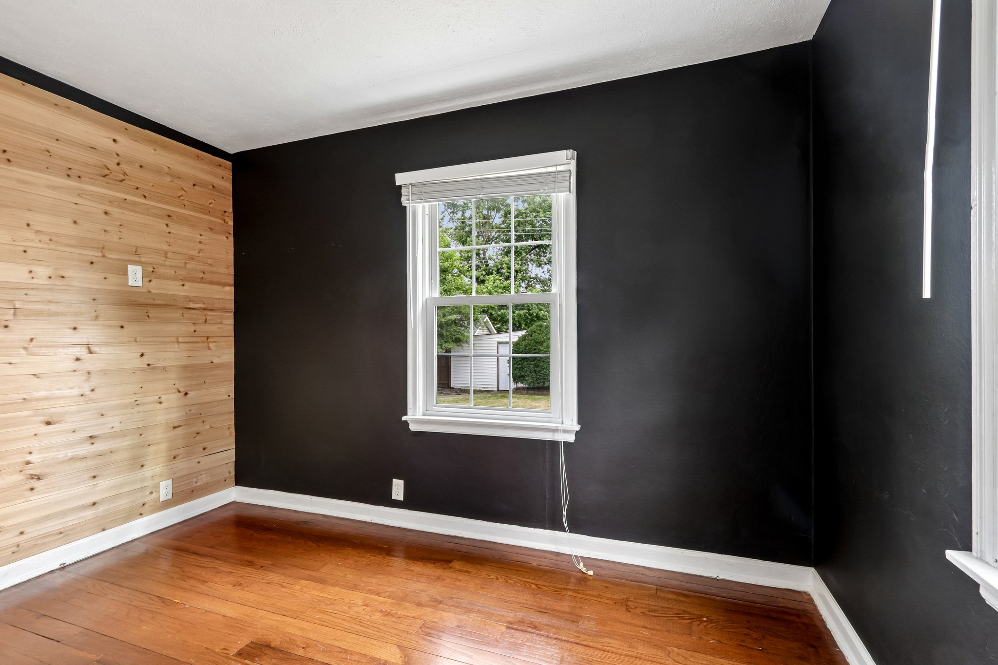 Stratford Ave-S2606-014.jpg