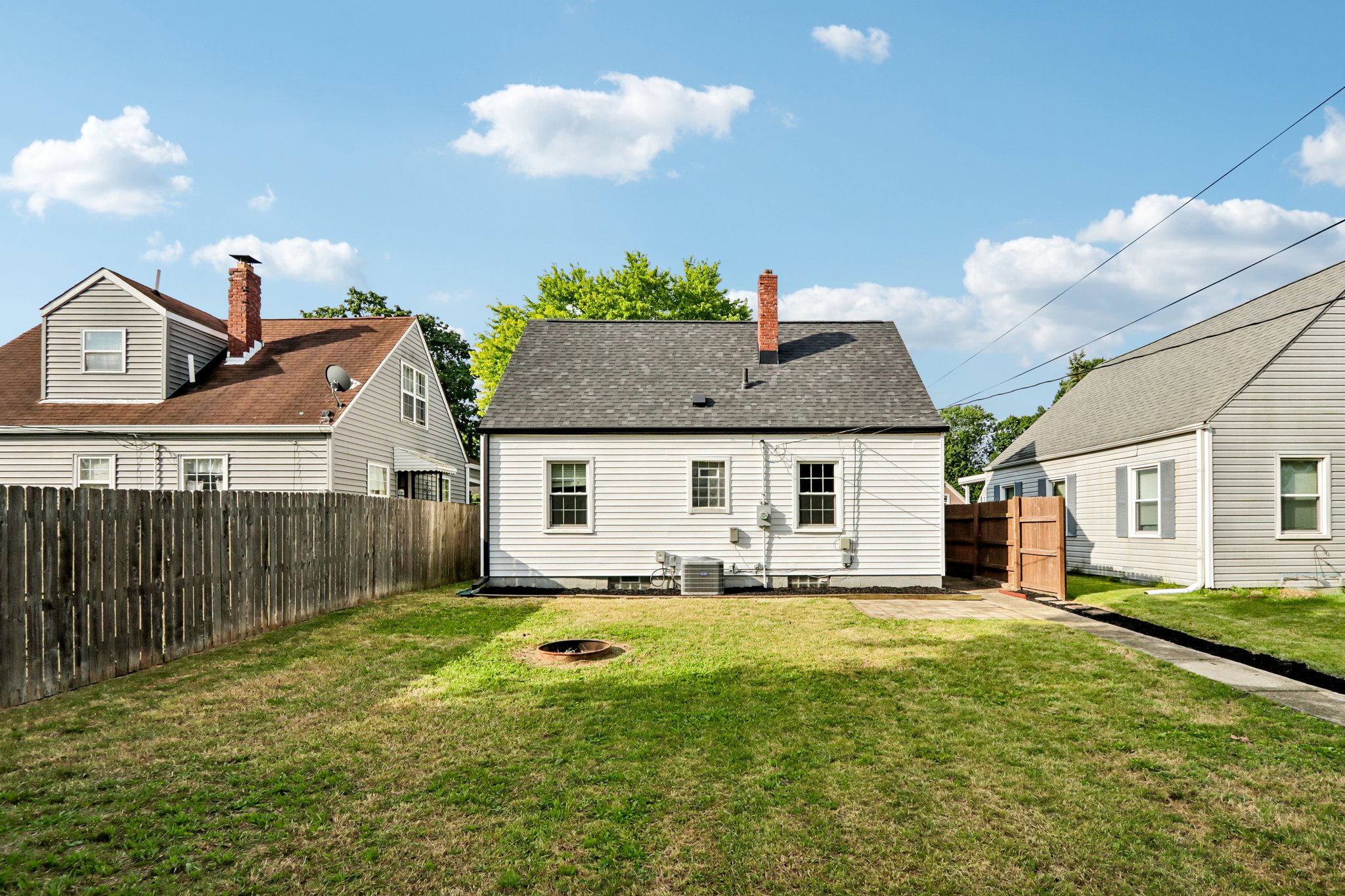 Stratford Ave-S2606-028.jpg