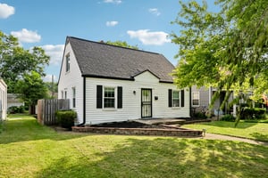Stratford Ave-S2606-001.jpg