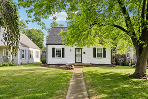 Stratford Ave-S2606-002.jpg