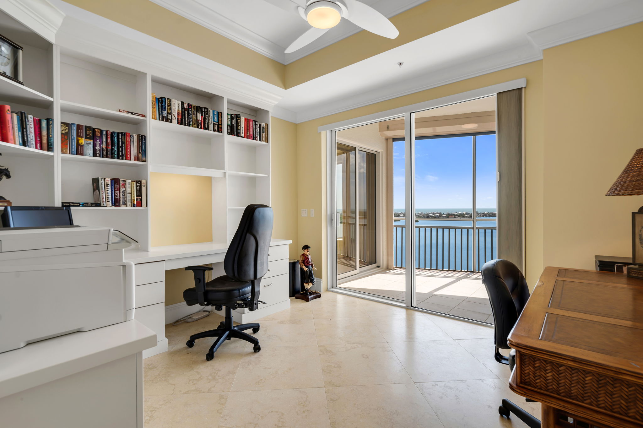 Den - Office