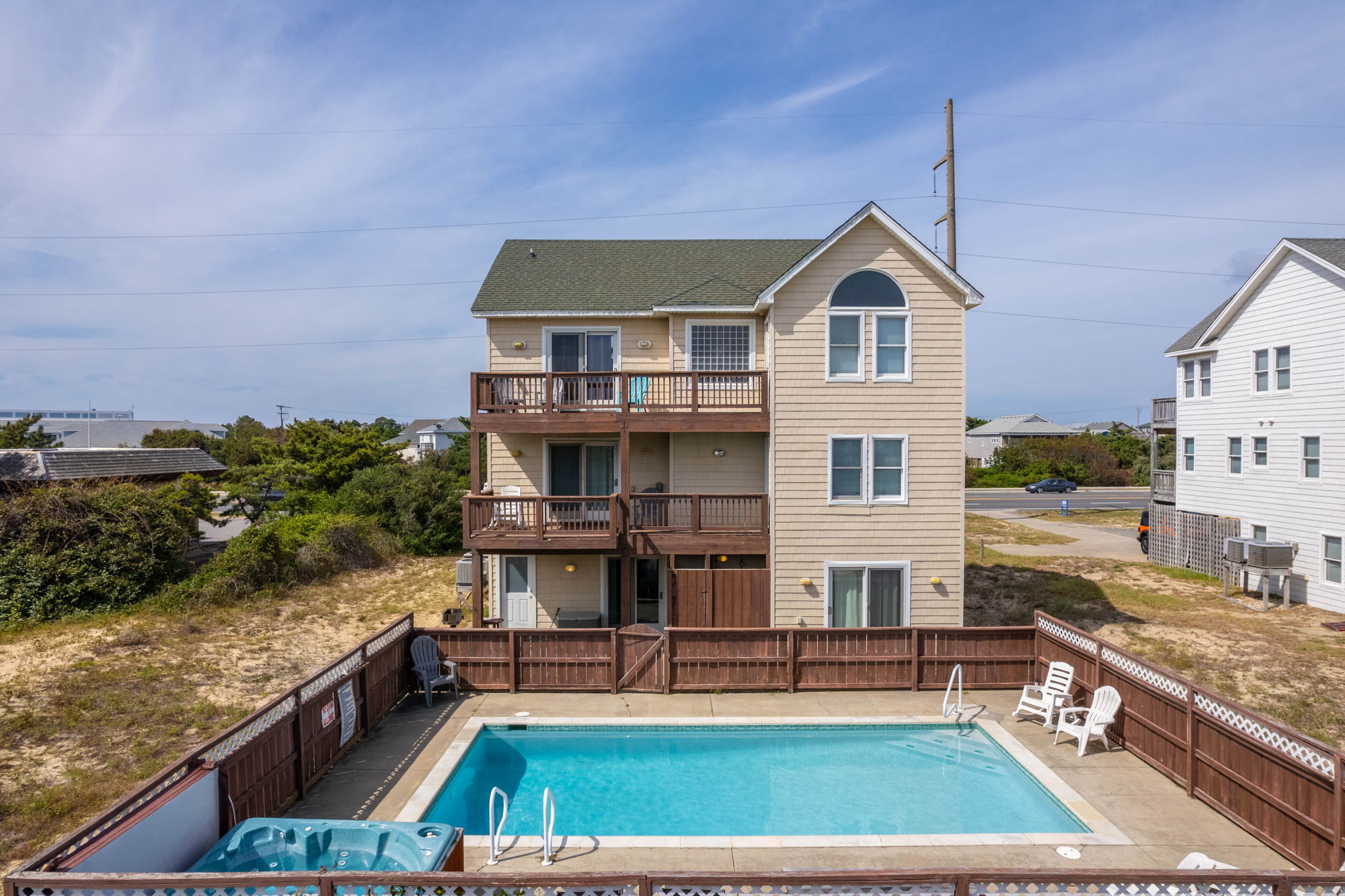 4731-S-Croatan-Hwy-Aerial-Pool-Overview-V4