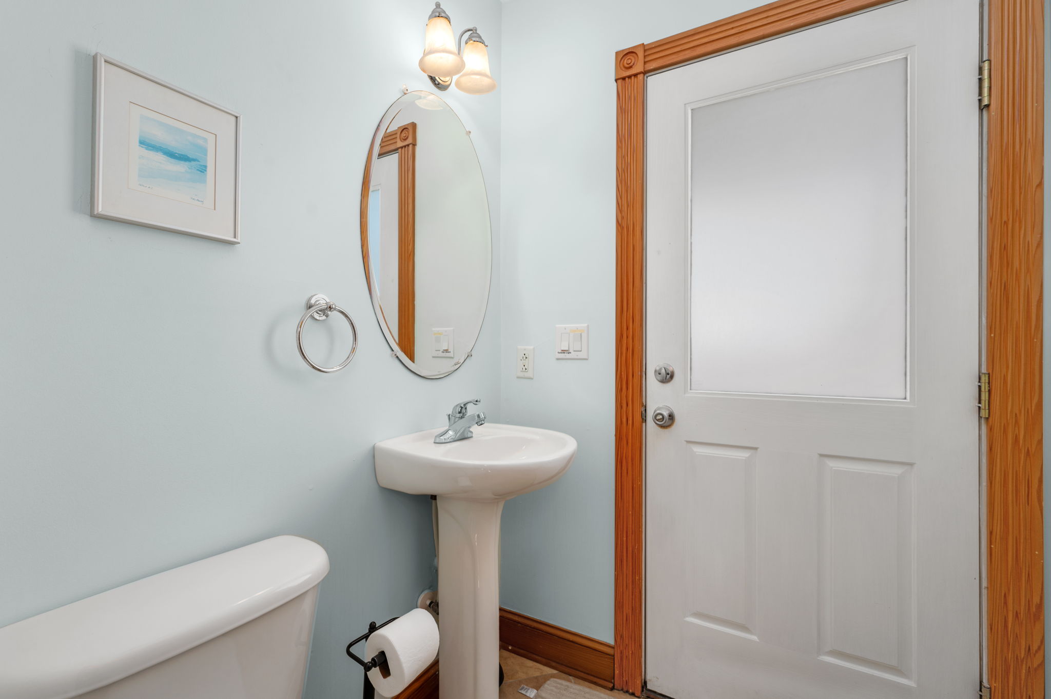 4731-S-Croatan-Hwy-BL-Rec-Half-Bath