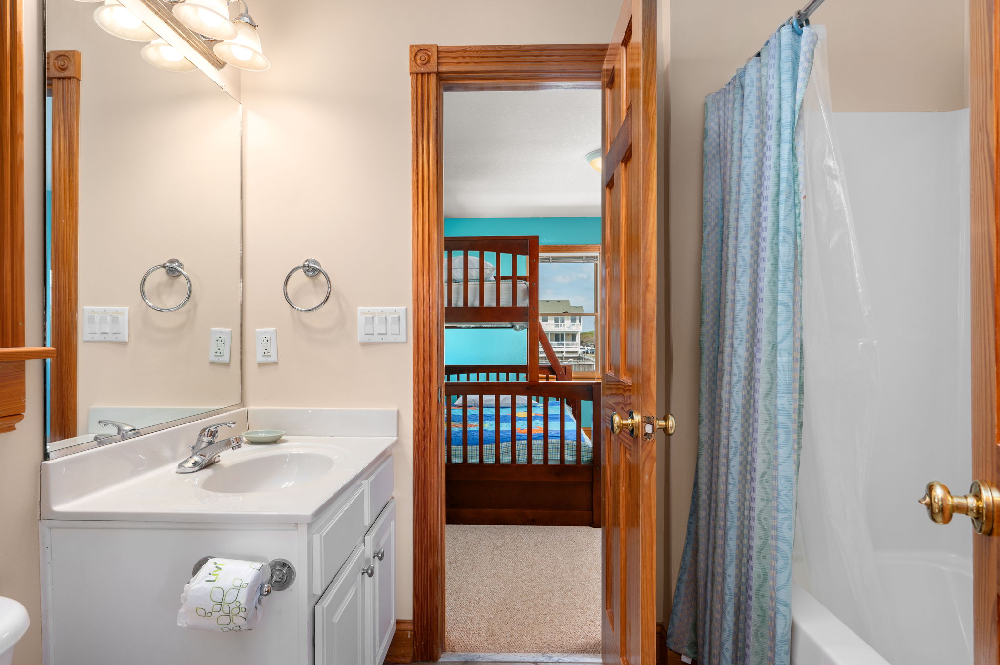 4731-S-Croatan-Hwy-ML-BR2-BR3-Bath