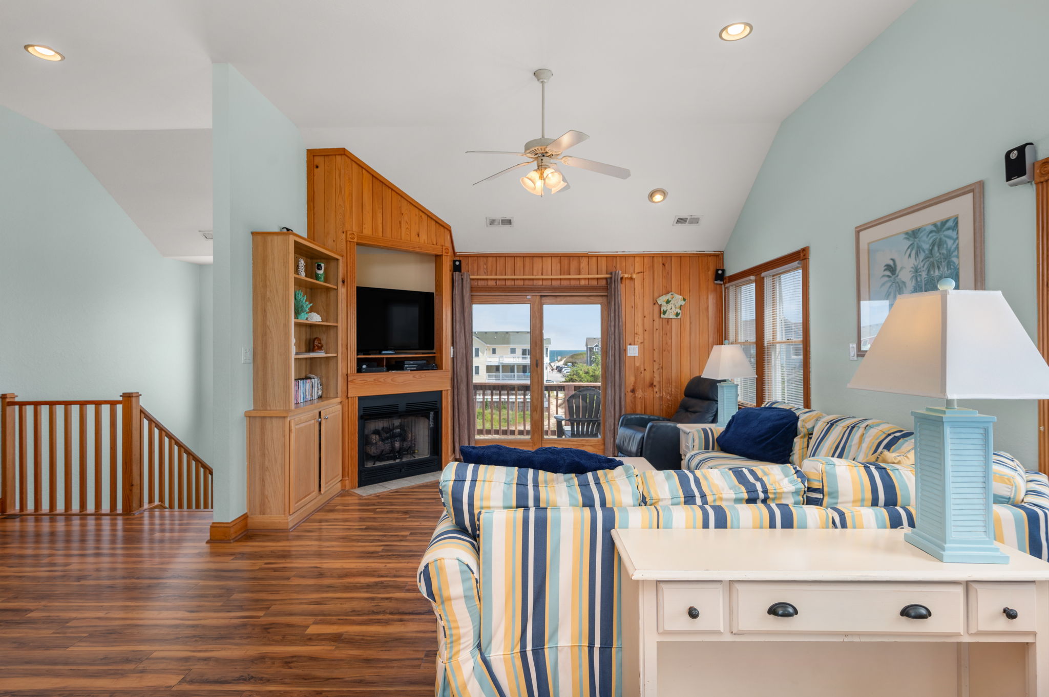 4731-S-Croatan-Hwy-TL-Living-V3