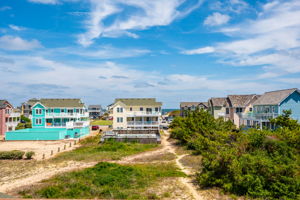4731-S-Croatan-Hwy-TL-Deck-View