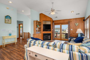 4731-S-Croatan-Hwy-TL-Living-V5