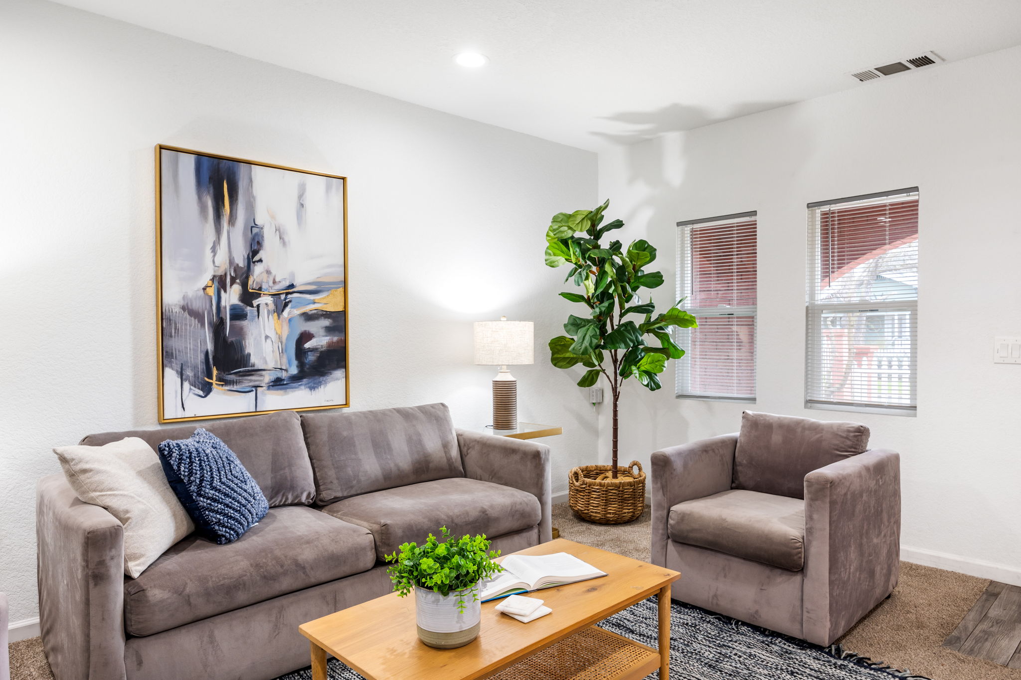 2024-02-07 - 4733 9th Ave, Sacramento, CA 95820 29