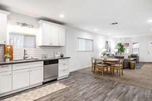 2024-02-07 - 4733 9th Ave, Sacramento, CA 95820 31