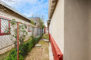 2024-02-07 - 4733 9th Ave, Sacramento, CA 95820 52