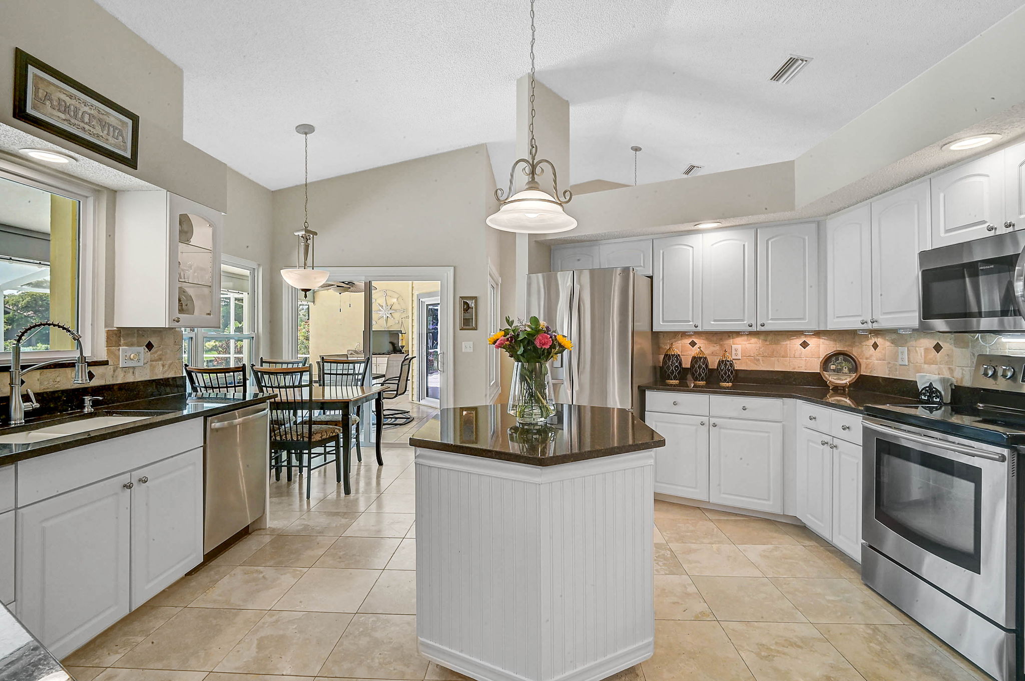 4733 Spring Meadow Ln-6