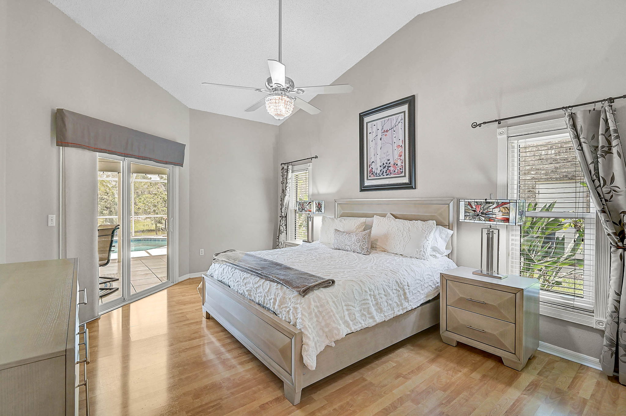 4733 Spring Meadow Ln-26