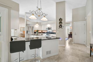 4733 Spring Meadow Ln-11