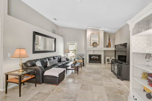 4733 Spring Meadow Ln-14