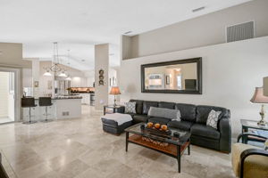 4733 Spring Meadow Ln-15