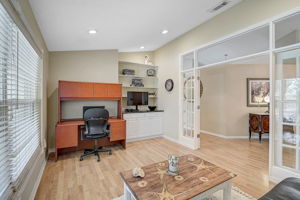 4733 Spring Meadow Ln-24