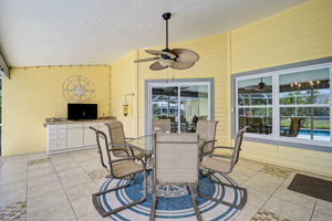 4733 Spring Meadow Ln-33
