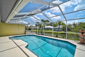 4733 Spring Meadow Ln-36