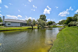 4733 Spring Meadow Ln-38