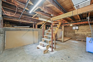  Photo 35