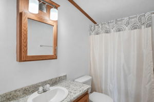  Photo 40