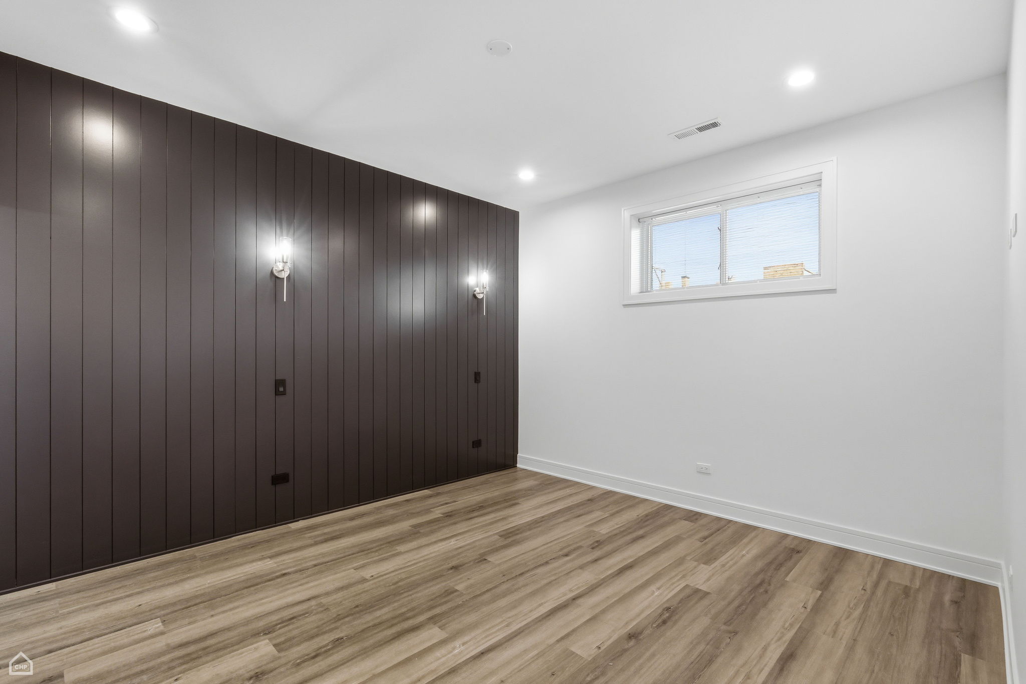 4739 S Indiana 2 - Biazar_CHP2026_008