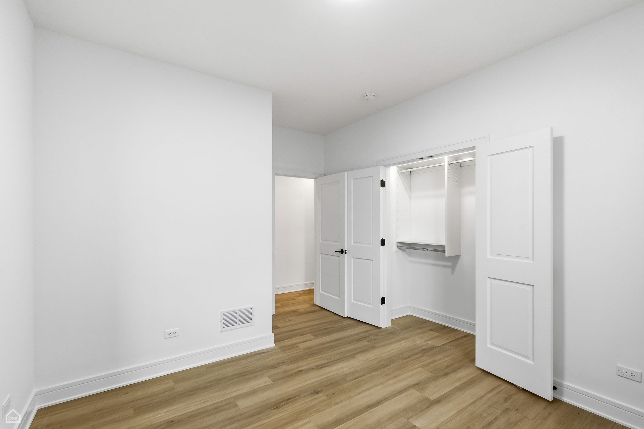 4739 S Indiana 3 - Biazar_CHP2026_006