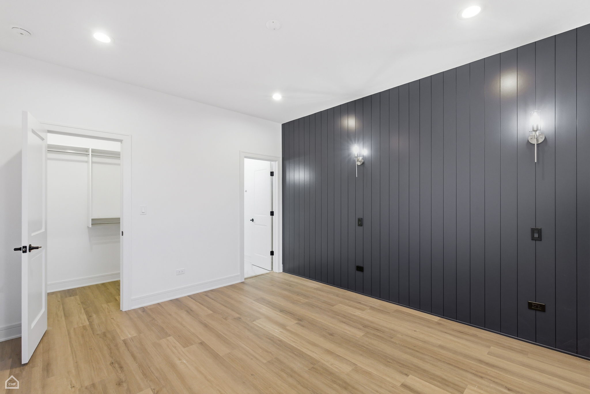 4739 S Indiana 3 - Biazar_CHP2026_010