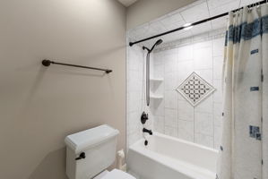  Photo 41