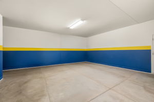  Photo 49