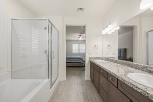  Photo 60