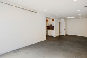  Photo 39