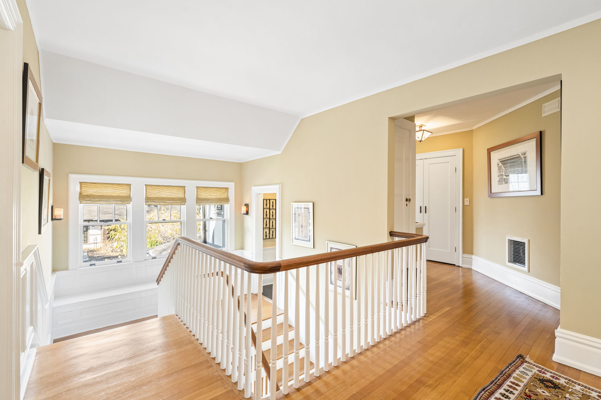2nd Floor Landing