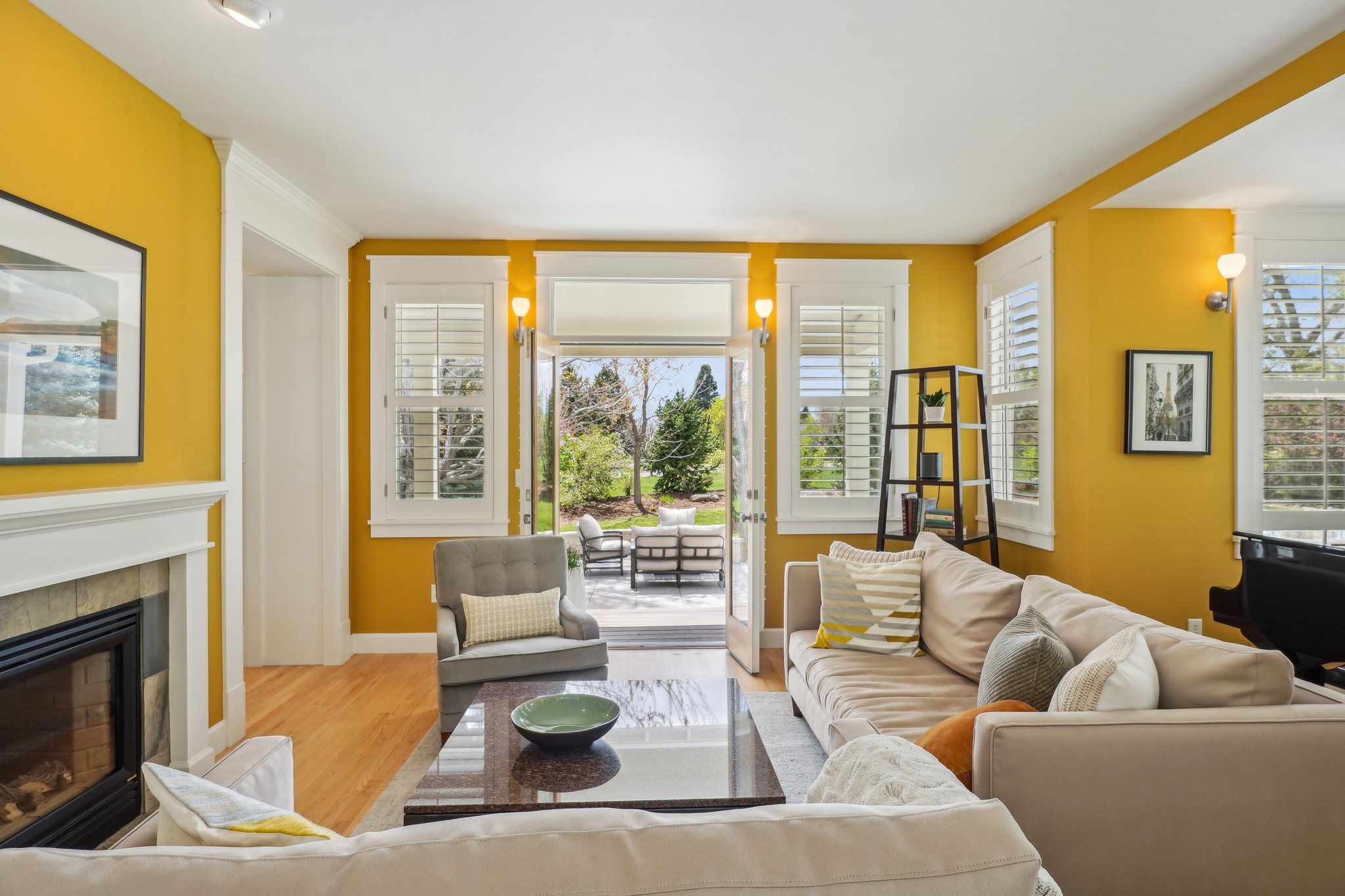 W Spruce St-0105-013.jpg