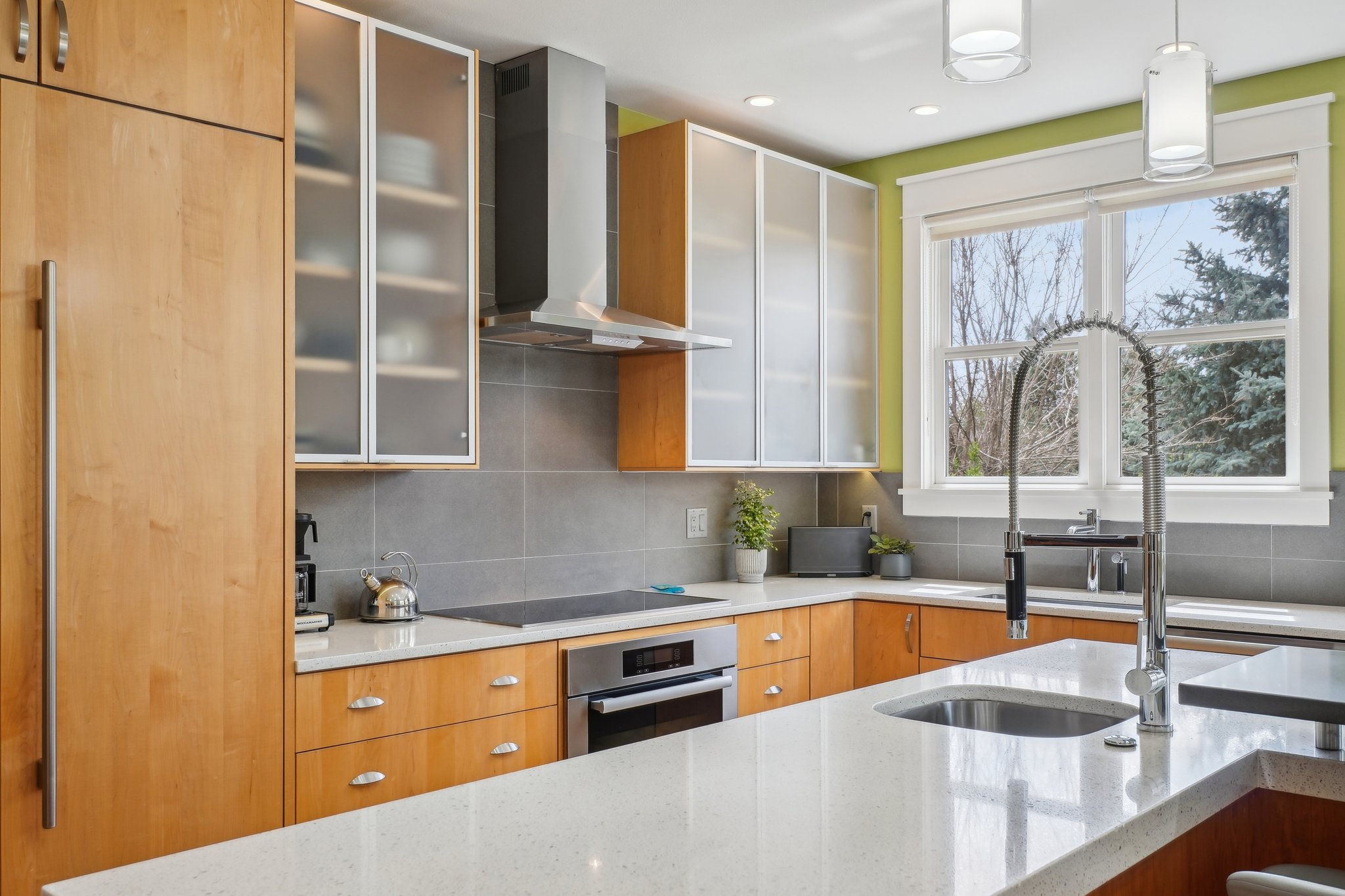 W Spruce St-0105-017.jpg