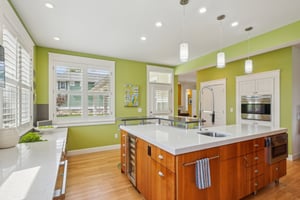 W Spruce St-0105-020.jpg