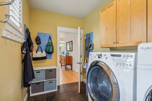 W Spruce St-0105-023.jpg