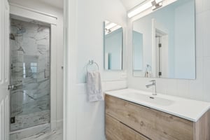 W Spruce St-0105-031.jpg
