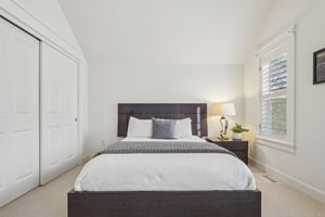 W Spruce St-0105-036.jpg