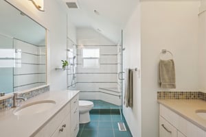 W Spruce St-0105-038.jpg