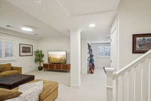 W Spruce St-0105-042.jpg