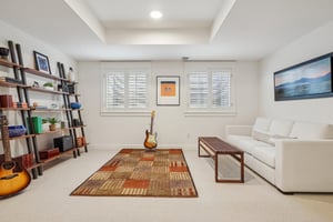 W Spruce St-0105-046.jpg