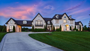  Photo 0