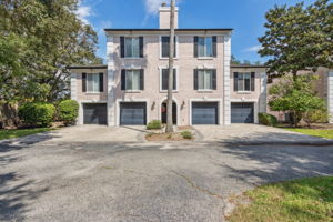 Welcome to 4740 Gulf Stream Ct