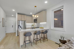 4744 S Michigan Ave_007