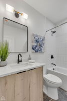 4744 S Michigan Ave_009