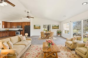 7H3A1961 virtually staged.jpeg