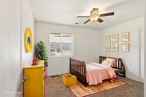 7H3A2017 virtually staged.jpeg