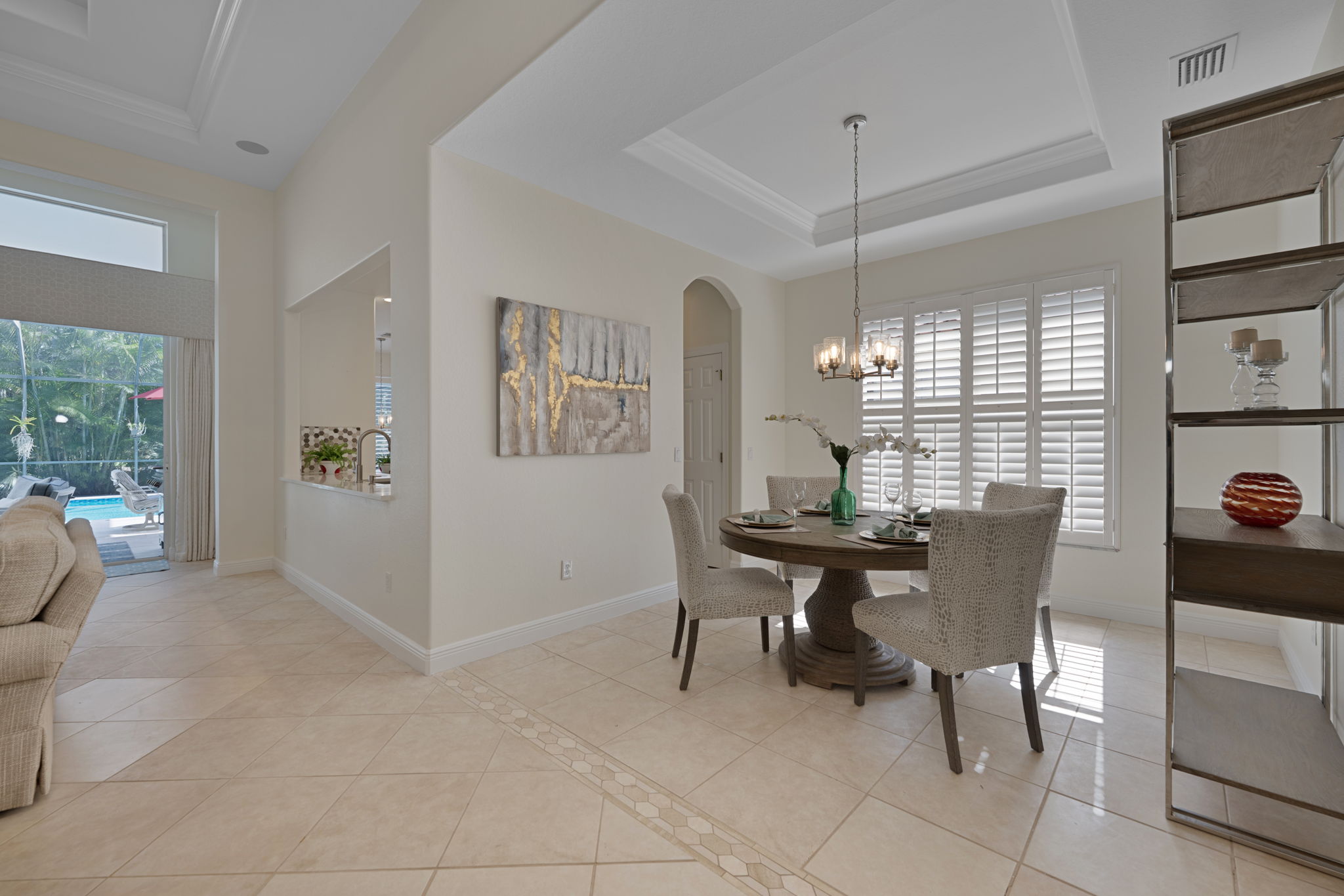 Dining - Breakfast Bar