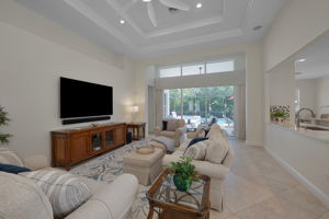 Living - Breakfast Bar